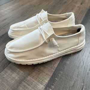 Hey Dude Shoes Womens Size 8 White Wendy Silk Moon Slip On Lightweight Loafers